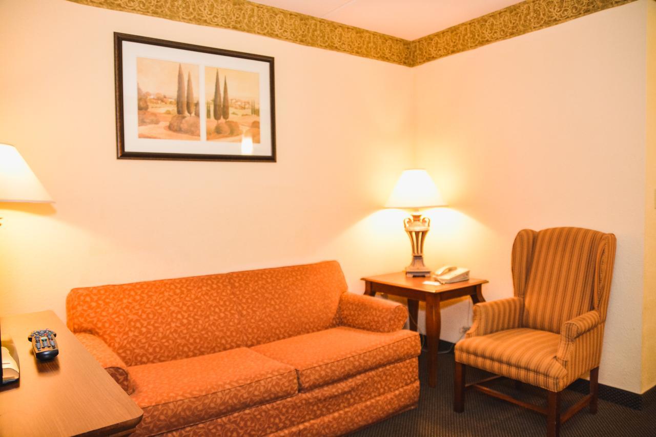 Country Inn & Suites By Radisson, London South, On Ngoại thất bức ảnh