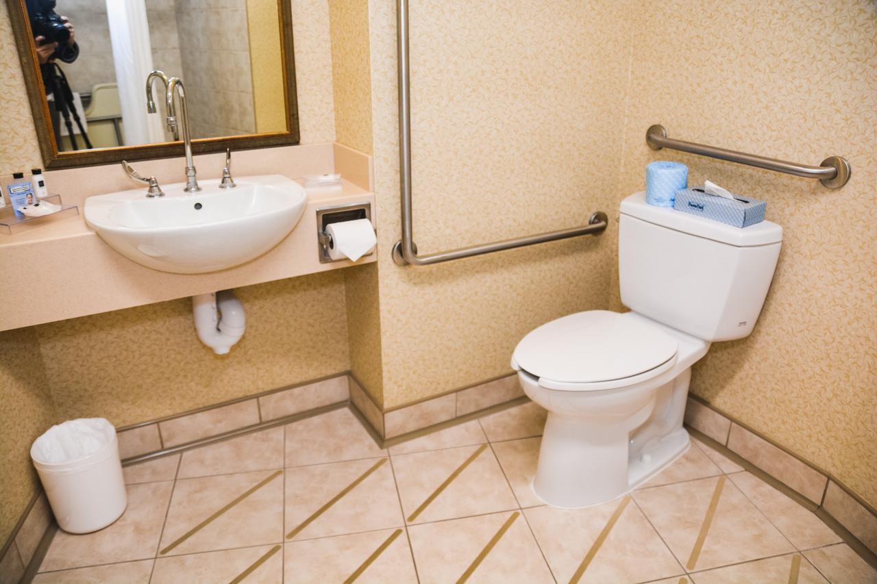 Country Inn & Suites By Radisson, London South, On Ngoại thất bức ảnh